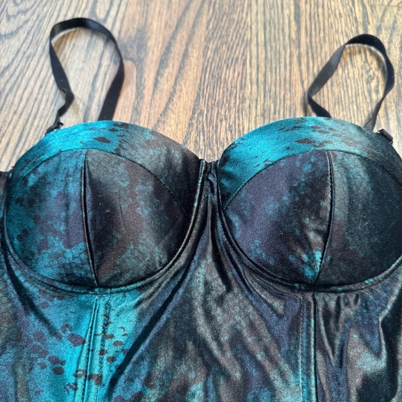 JLuxLabel Green Stay the Night Corset size small - Picture 2 of 7